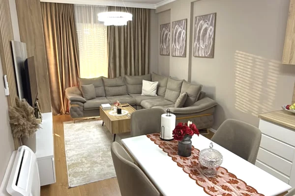 Apartament luksoz 2+1 në shitje në Univers City, Tiranë – 13,800,000 ALL