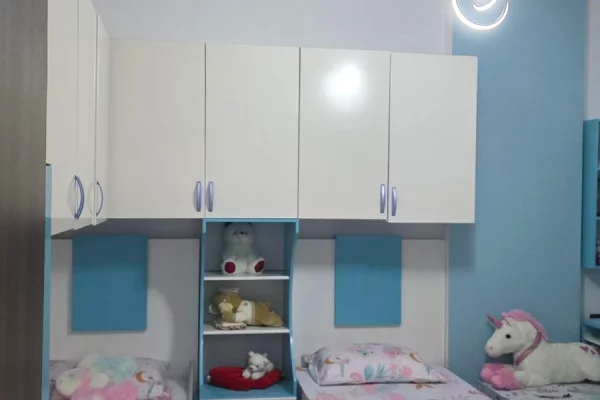 Shtepi me qera Apartament ne Tirane, 2+1, Mobilimi E mobiluar, Pagesa 55,000  Leke.