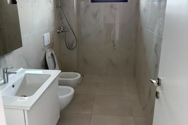 Zyre me qera ne Eglo Astir, Tirane – 55,000 ALL