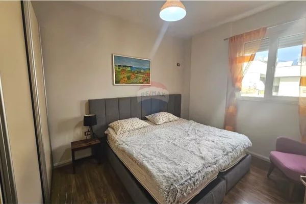 Shtepi me qera Apartament ne Tirane, 1+1, Mobilimi E mobiluar, Pagesa 65,000  Leke.