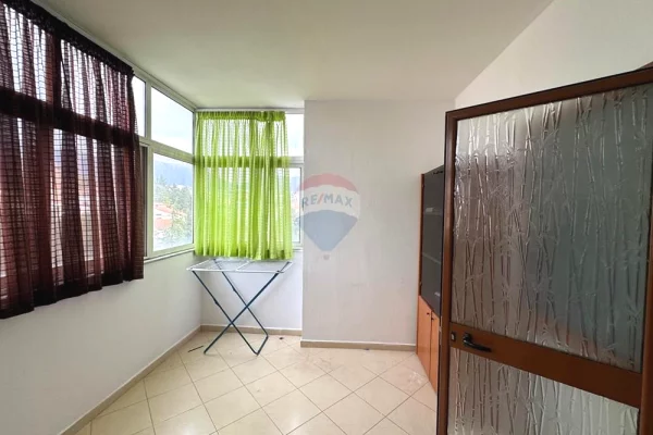 Appartamento in affitto a Tirana 1+1, Arredato