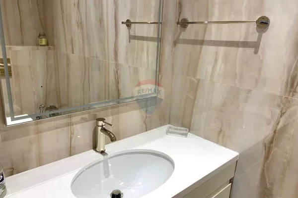 Appartamento in affitto a Tirana 2+1, Arredato