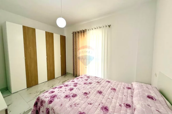 Appartamento in affitto a Tirana 2+1, Arredato