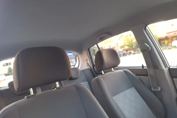 Auto in Vendita a Elbasan - 3,500 Euro