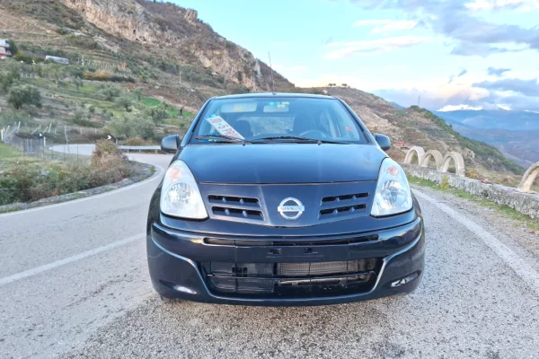 Auto in Vendita a Lushnja, Nissan, 2010 Benzine,Kambio Automatik Pagamento 4,300  Euro.