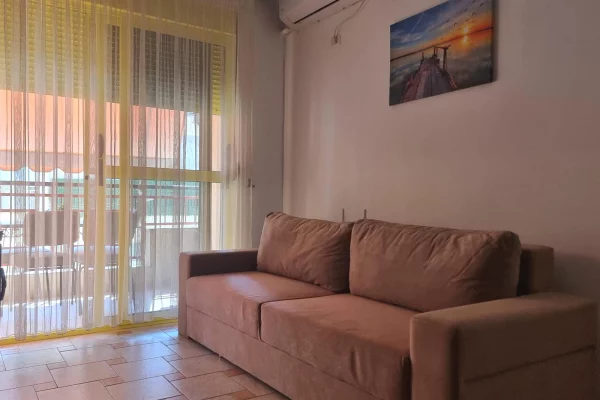 Shtepi me qera Apartament ne Durres, 1+1, Mobilimi E mobiluar, Pagesa 350  Euro.
