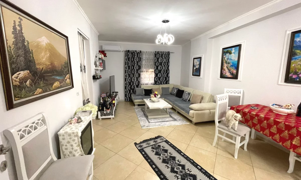 Shtepi ne shitje Apartament ne Durres, 1+1, Mobilimi E mobiluar, Pagesa 95,000  Euro.