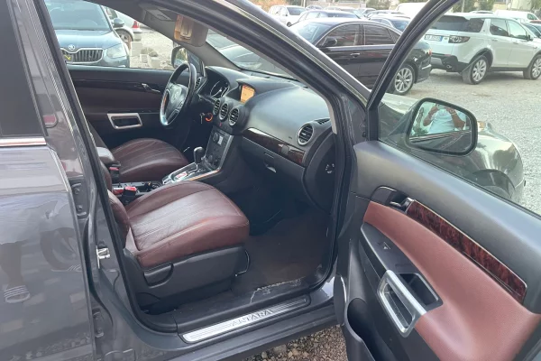 Auto in Vendita a Tirana, Opel, 2012 Diesel,Kambio Automatik Pagamento 6,300  Euro.