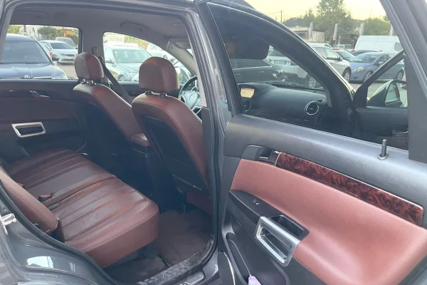 Auto in Vendita a Tirana, Opel, 2012 Diesel,Kambio Automatik Pagamento 6,300  Euro.