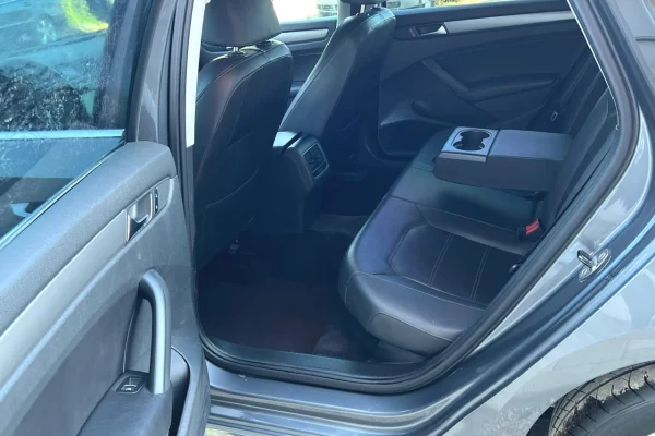 Auto in Vendita a Tirana, Volkswagen, 2014 Diesel,Kambio Automatik Pagamento 7,500  Euro.