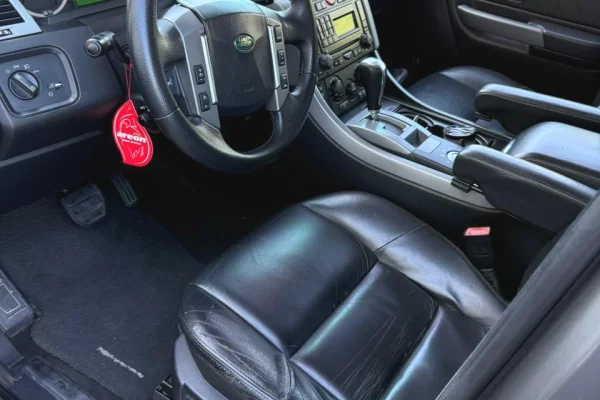 Auto in Vendita a Tirana - 7,500 Euro