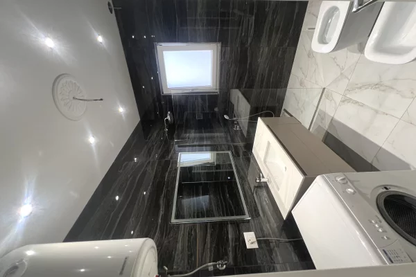 Shtepi me qera Shtepi Private ne Tirane, 2+1, Mobilimi E mobiluar, Pagesa 50,000  Leke.