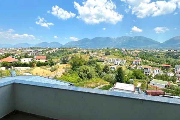 Shtepi me qera Shtepi Private ne Tirane, 2+1, Mobilimi E mobiluar, Pagesa 45,000  Leke.