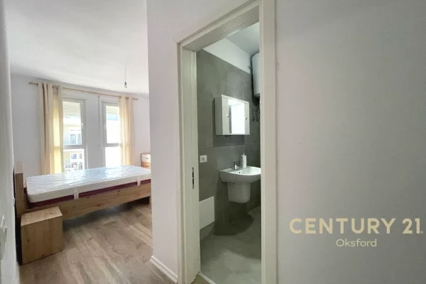 Appartamento in affitto a Tirana 2+1, Arredato