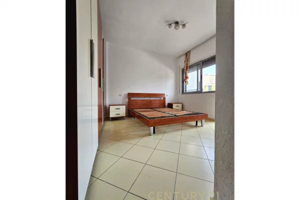 Shtepi me qera Apartament ne Tirane, 2+1, Mobilimi E mobiluar, Pagesa 400  Euro.