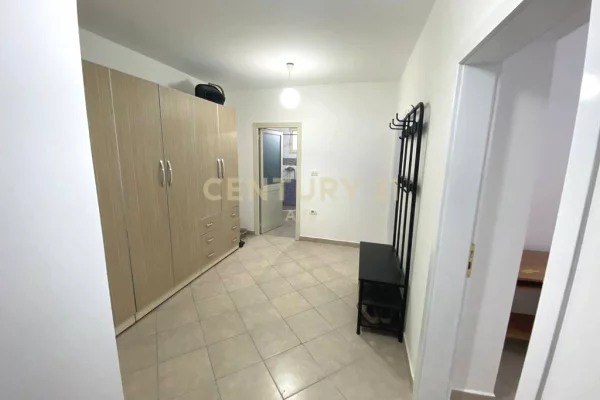 Shtepi me qera Apartament ne Tirane, 1+1, Mobilimi E mobiluar, Pagesa 500  Euro.