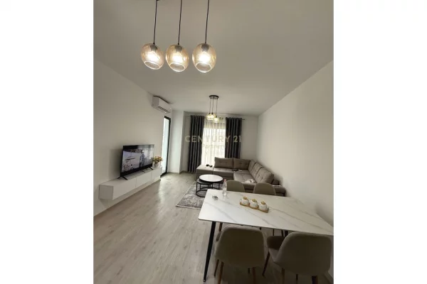 JAPIM ME QIRA APARTAMENT 1+1 NE ASTIR! 450 € /Muaj