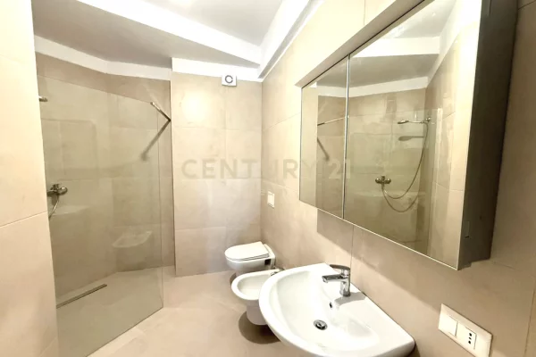 Shtepi me qera Apartament ne Tirane, 1+1, Mobilimi E mobiluar, Pagesa 600  Euro.