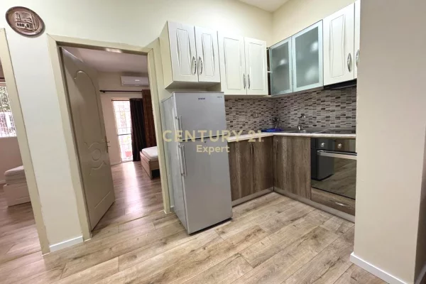 Appartamento in affitto a Tirana 2+1, Arredato