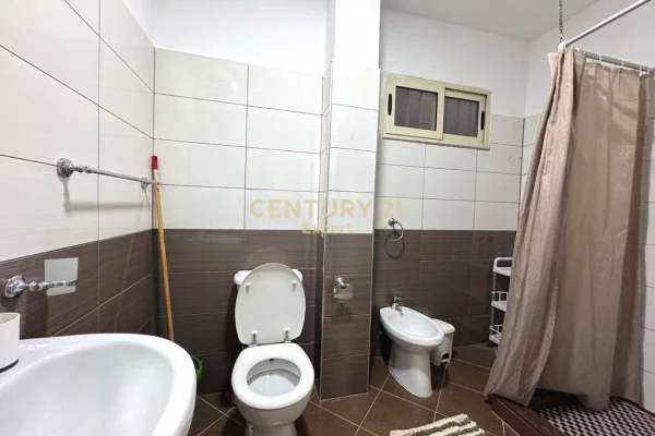 Appartamento in affitto a Tirana 2+1, Arredato