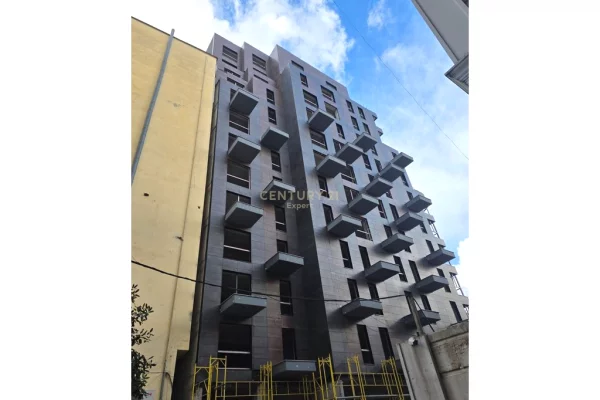 Apartment for sale in Tirana 1+1, Emty