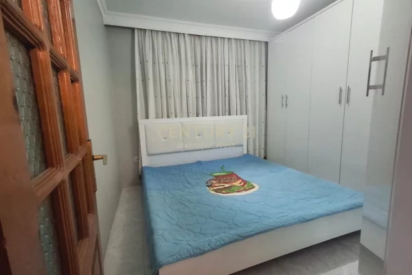 Appartamento in affitto a Tirana 2+1, Arredato