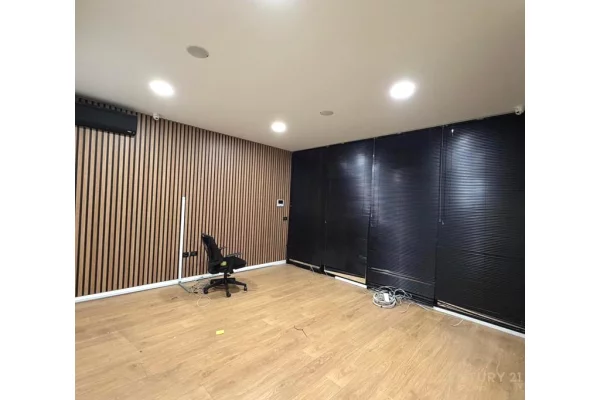 Ambient biznesi me qera 1+1 ne Tirane - 2,500 Euro