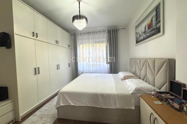 Apartment for sale in Tirana 2+1, Furnished