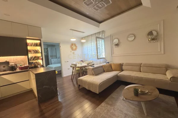 House for Sale 2+1 in Tirana - 195,000 Euro