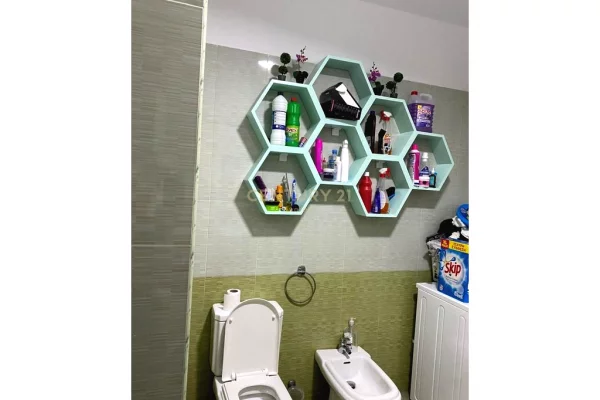 Appartamento in affitto a Tirana 2+1, Arredato