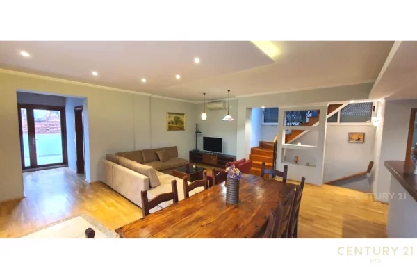 Appartamento in affitto a Tirana 3+1, Arredato