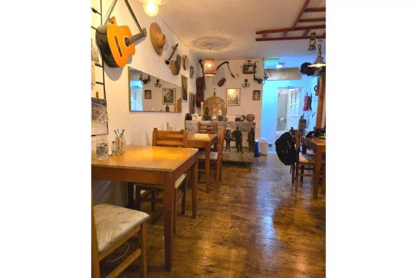 Shitet Bar/Restorant, ne Vasil Shanto! 190,000 Euro