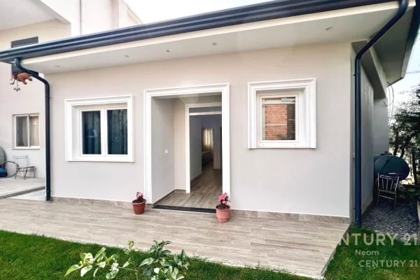 Shtepi me qera Shtepi Private ne Tirane, 2+1, Mobilimi E mobiluar, Pagesa 600  Euro.