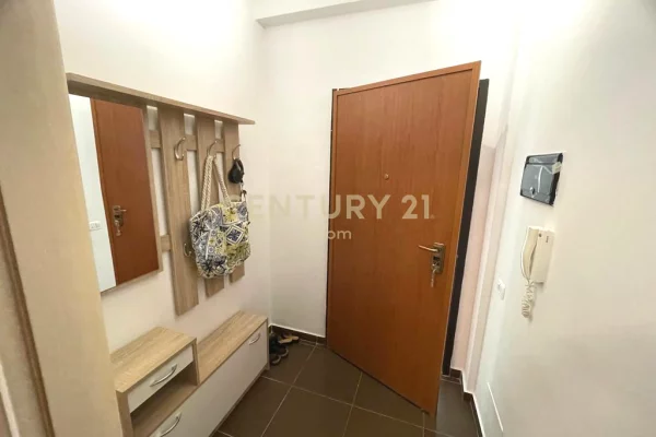 Shtepi me qera Apartament ne Tirane, 2+1, Mobilimi E mobiluar, Pagesa 650  Euro.