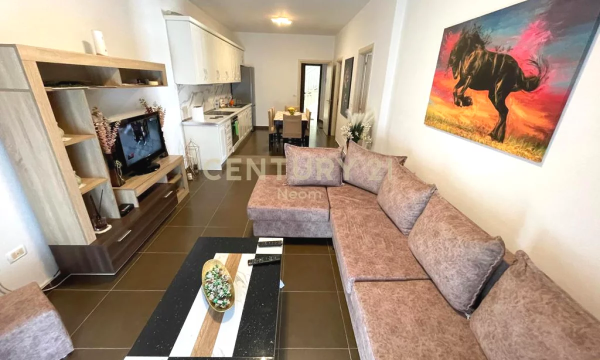 Shtepi me qera Apartament ne Tirane, 2+1, Mobilimi E mobiluar, Pagesa 650  Euro.