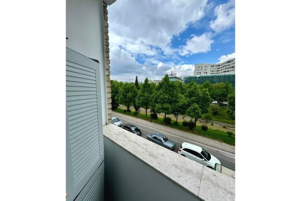 Jepet me qira ambient biznesi– Kryqezimi i Vasil Shantos 750 Euro /Muaj