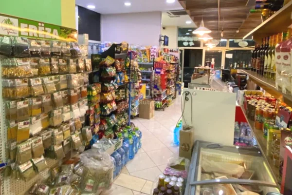 SHITET NJËSI KOMERCALE 77 M² NË FRESK – ME QIRA AKTIVE DHE GATI PËR INVESTIM! 210,000 €