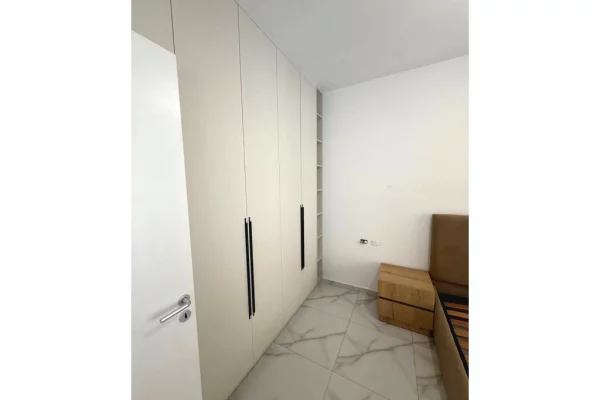 Shtepi me qera Apartament ne Tirane, 1+1, Mobilimi E mobiluar, Pagesa 600  Euro.