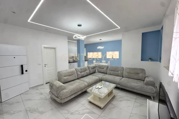 Shtepi me qera 1+1 ne Tirane - 900 Euro