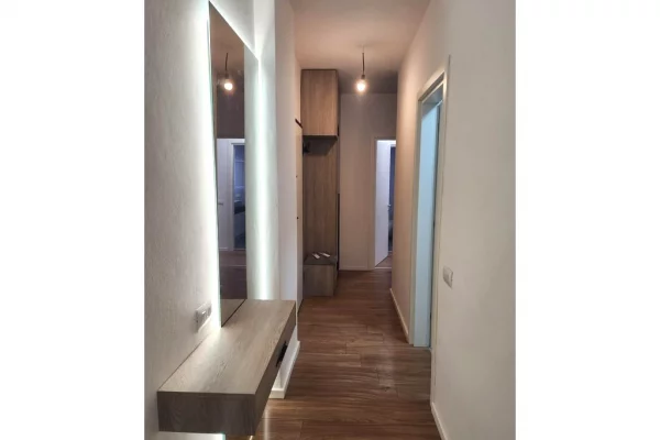 Shtepi me qera Apartament ne Tirane, 2+1, Mobilimi E mobiluar, Pagesa 950  Euro.