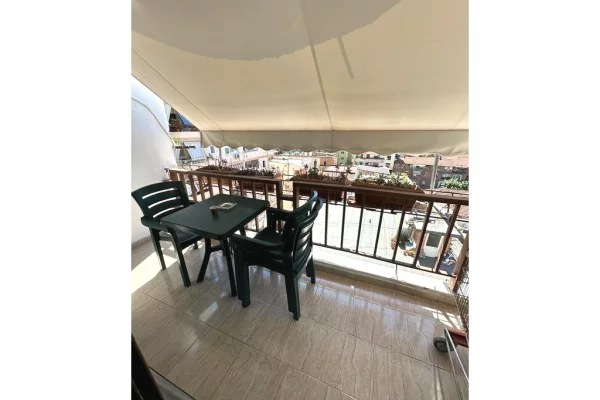 Shtepi me qera Apartament ne Tirane, 2+1, Mobilimi E mobiluar, Pagesa 1,200  Euro.