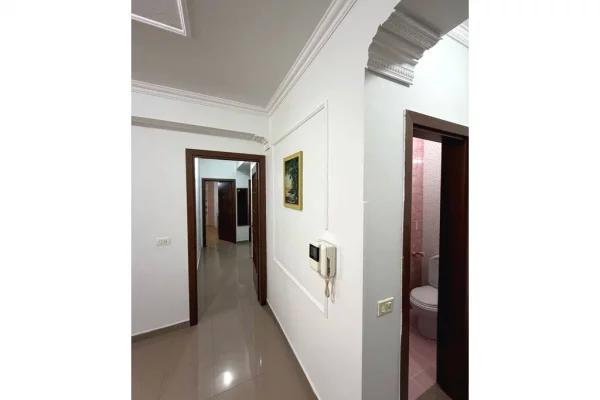 Shtepi me qera Apartament ne Tirane, 2+1, Mobilimi E mobiluar, Pagesa 1,200  Euro.