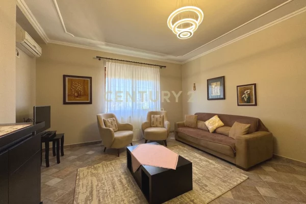 Shtepi me qera 1+1 ne Tirane - 650 Euro