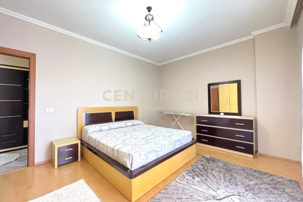 Shtepi me qera Apartament ne Tirane, 1+1, Mobilimi E mobiluar, Pagesa 650  Euro.