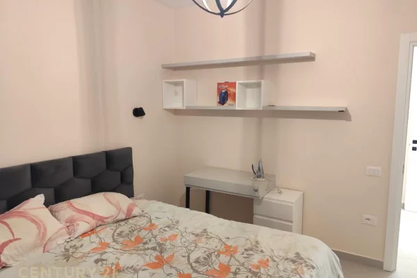 Shtepi me qera Apartament ne Tirane, 3+1, Mobilimi E mobiluar, Pagesa 750  Euro.