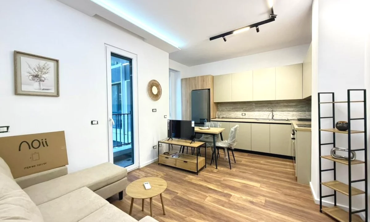 Shtepi me qera Apartament ne Tirane, 1+1, Mobilimi E mobiluar, Pagesa 700  Euro.
