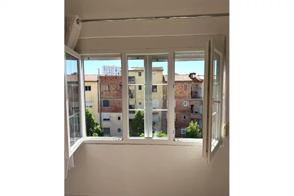 1+1 PER SHITJE NE MYSLYM SHYR 160,000 €