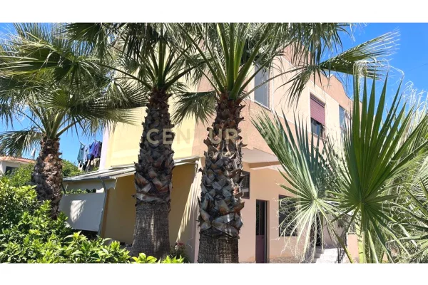 Shtepi ne shitje Shtepi Private ne Durres, 4+1, Mobilimi E mobiluar, Pagesa 295,000  Euro.