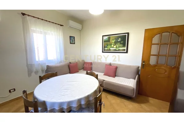 Shtepi ne shitje Shtepi Private ne Durres, 4+1, Mobilimi E mobiluar, Pagesa 295,000  Euro.