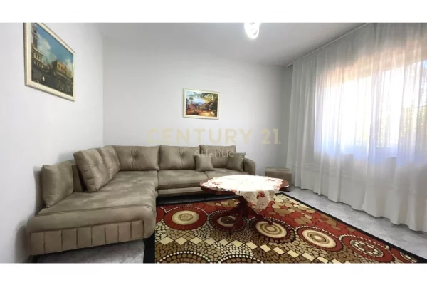 Shtepi ne shitje Shtepi Private ne Durres, 4+1, Mobilimi E mobiluar, Pagesa 295,000  Euro.